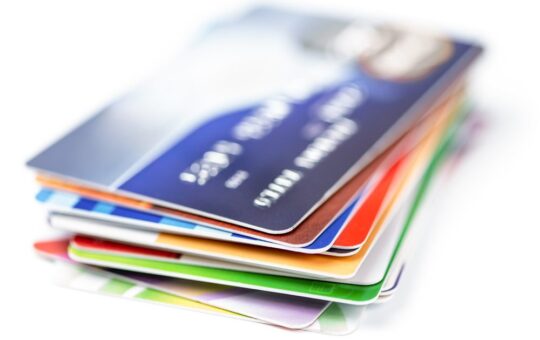 These five credit cards come with zero annual fees: Do you own any?