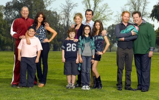 ‘Modern Family’ Leaving Netflix Globally in January 2022