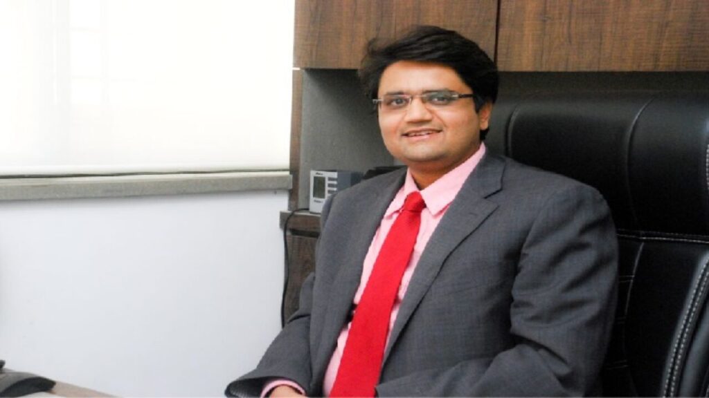 Hardik Shah IAS officer Wiki ,Bio, Profile, Unknown Facts and Family Details revealed