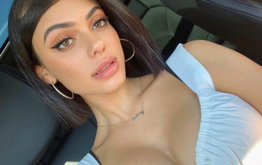 Kelsey Calemine Net Worth 2021, Instagram Stardom, Photo Blogging