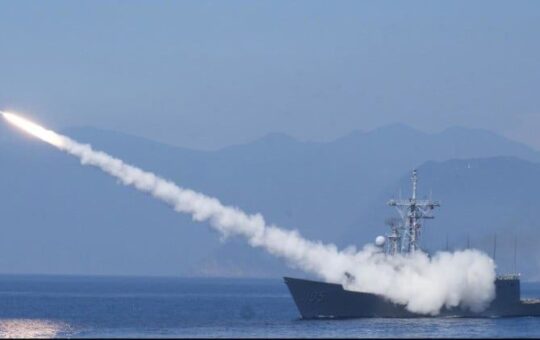China Conducts "Joint Firepower Strike Drills" Surrounding Taiwan: Report